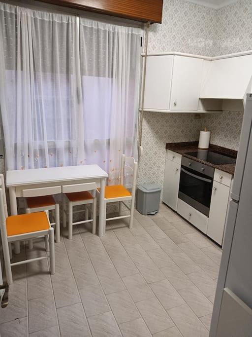 Atxitxek Apartamento En Bermeo Bagian luar foto